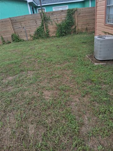 3513 Rockingham Street, Houston, TX 77051