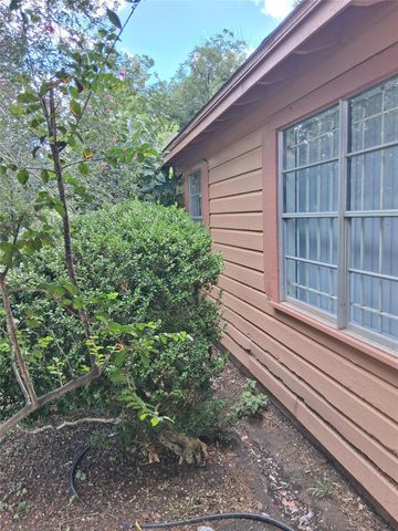 3513 Rockingham Street, Houston, TX 77051