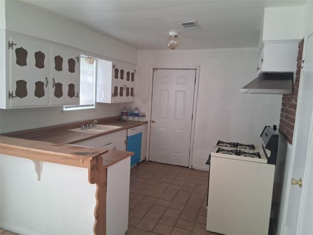 3513 Rockingham Street, Houston, TX 77051