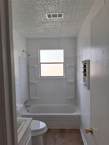 3513 Rockingham Street, Houston, TX 77051