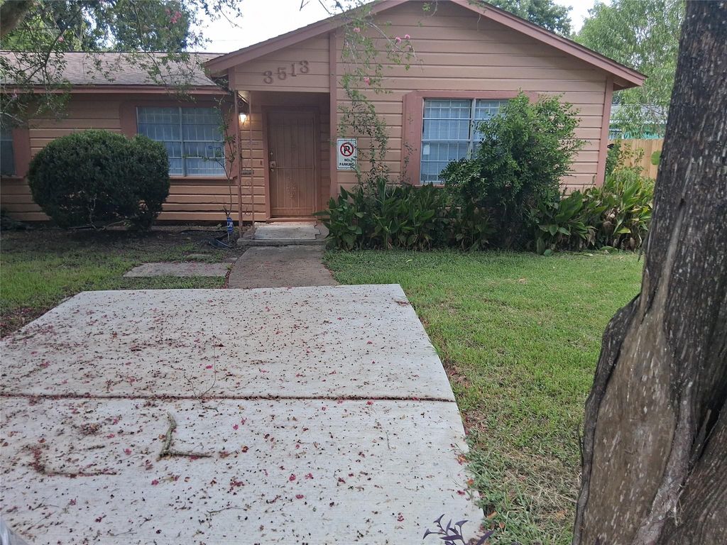 3513 Rockingham Street, Houston, TX 77051