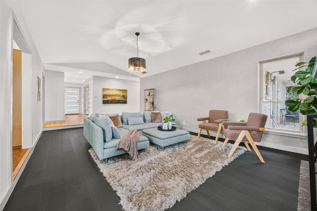 5508 Chadwyck DR, Austin, TX 78723