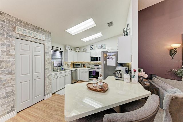 22120 26TH AVENUE E, Bradenton, FL 34211