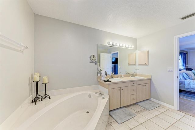 22120 26TH AVENUE E, Bradenton, FL 34211