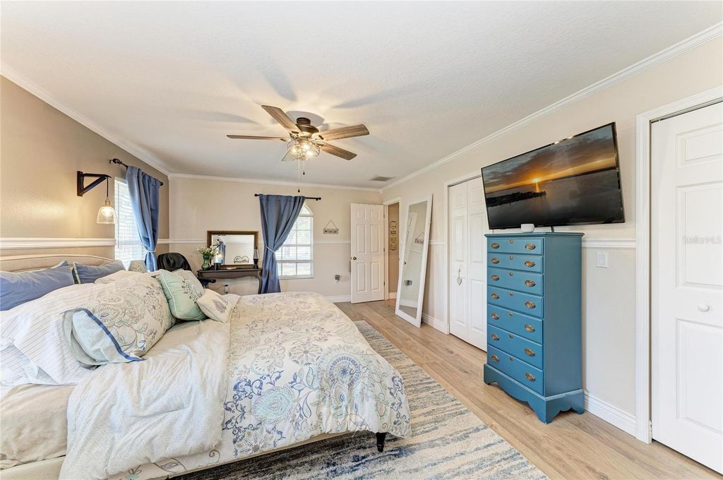 Image 21 of property listing at 22120 26TH AVENUE E, Bradenton, FL 34211