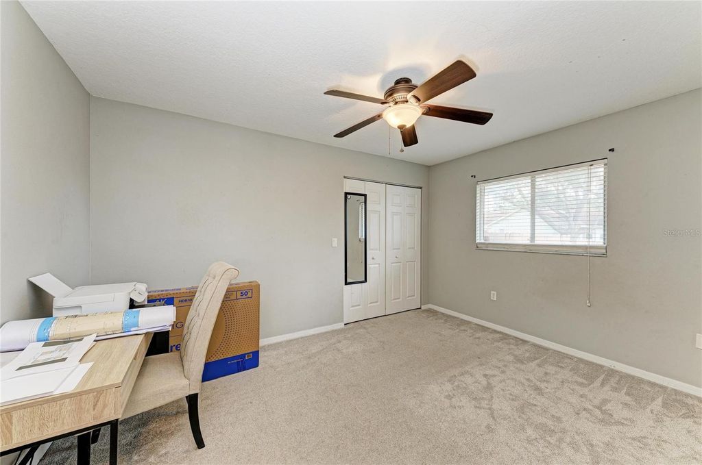 Image 27 of property listing at 22120 26TH AVENUE E, Bradenton, FL 34211