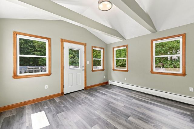 8 Victory Rd, Billerica, MA 01862