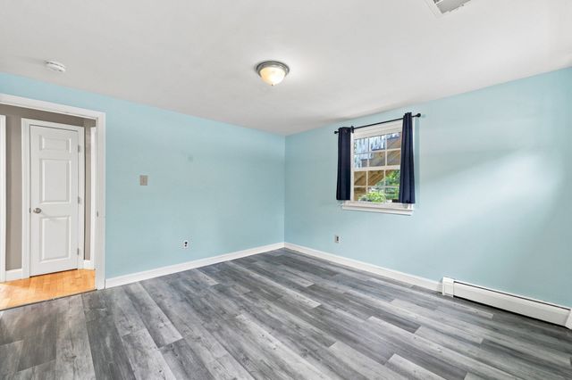 8 Victory Rd, Billerica, MA 01862