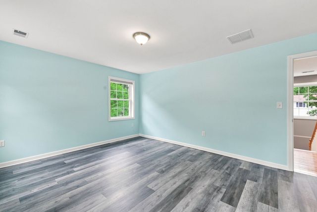 8 Victory Rd, Billerica, MA 01862