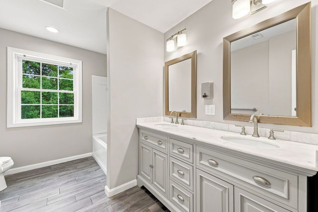 8 Victory Rd, Billerica, MA 01862