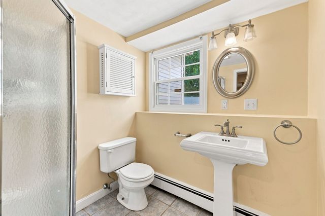 8 Victory Rd, Billerica, MA 01862