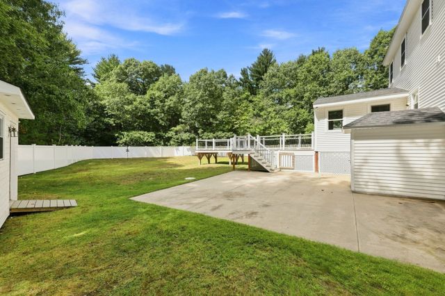 8 Victory Rd, Billerica, MA 01862