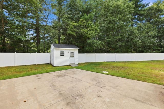 8 Victory Rd, Billerica, MA 01862