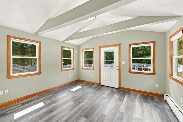 8 Victory Rd, Billerica, MA 01862