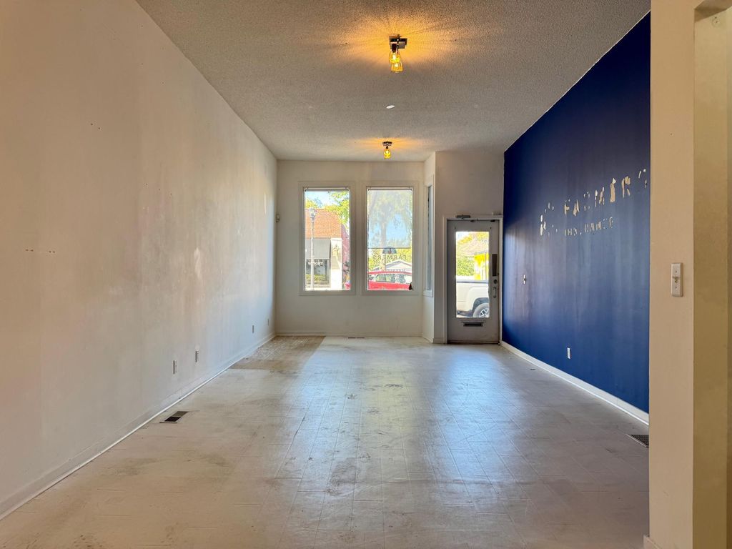 1050 Selby Avenue, Saint Paul, MN 55104 — photo 2