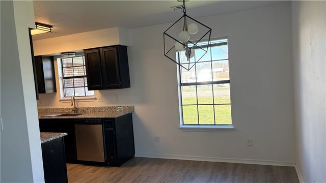 621 E 1st Street, Gentry, AR 72734