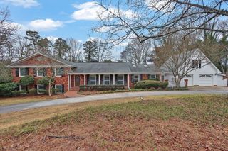 326 Fayette Drive, Winder, GA 30680