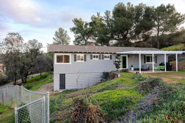 751 S Grade Road, Alpine, CA 91901
