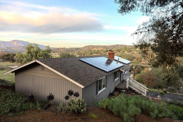 751 S Grade Road, Alpine, CA 91901