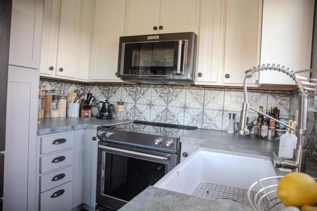 751 S Grade Road, Alpine, CA 91901