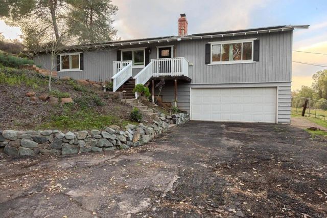 751 S Grade Road, Alpine, CA 91901