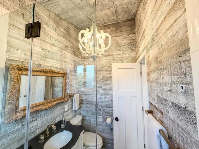 751 S Grade Road, Alpine, CA 91901