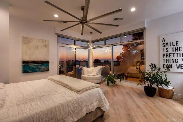 1645 Noma Lane, Encinitas, CA 92024