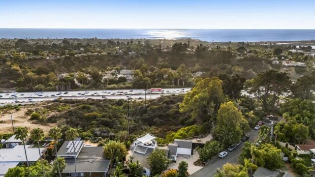 1645 Noma Lane, Encinitas, CA 92024