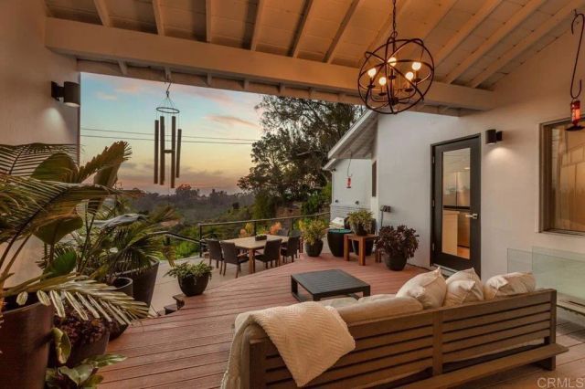 1645 Noma Lane, Encinitas, CA 92024