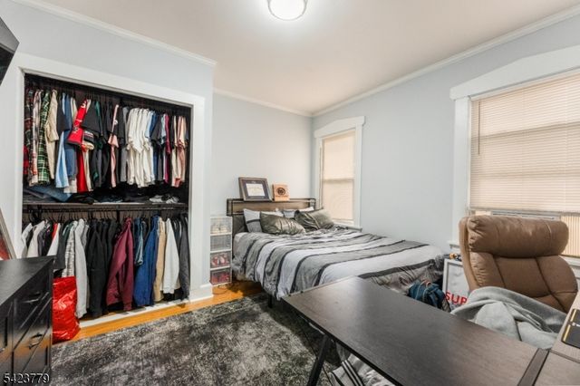 191 E 9Th St, Clifton City, NJ 07011