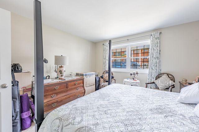 6135 W 94th Street A1, Oak Lawn, IL 60453