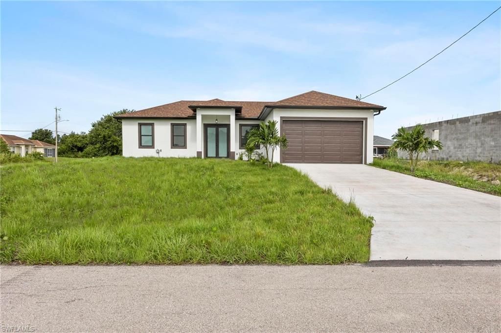 744 Oakridge AVE S, LEHIGH ACRES, FL 33974 — photo 2