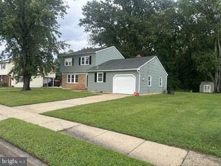 103 GARY AVE, Carneys Point, NJ 08069