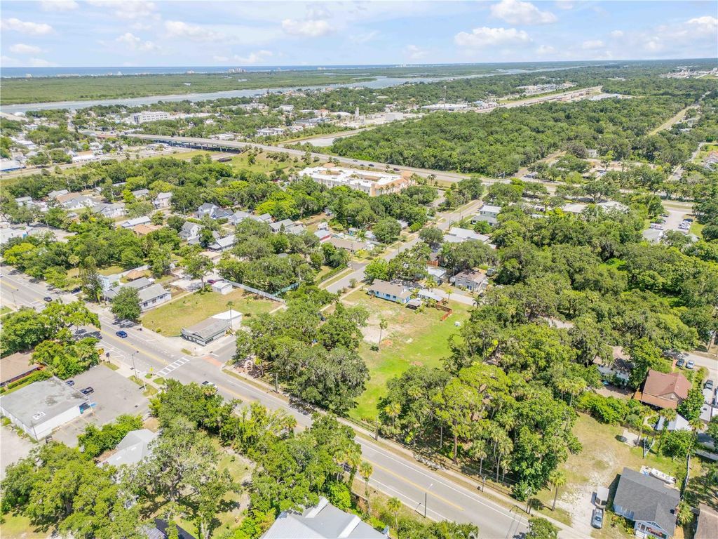 Image 18 of property listing at 108 S MYRTLE AVENUE, New Smyrna Beach, FL 32168