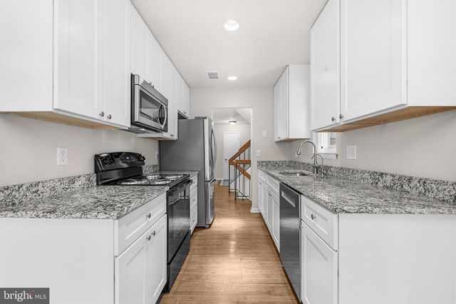 11736 DECADE CT, Reston, VA 20191