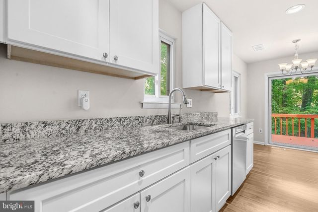 11736 DECADE CT, Reston, VA 20191