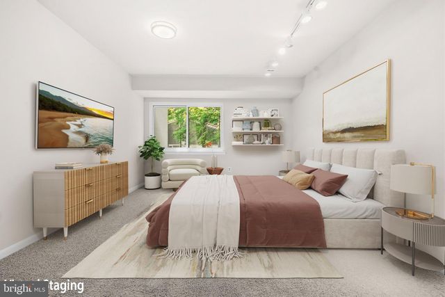 11736 DECADE CT, Reston, VA 20191