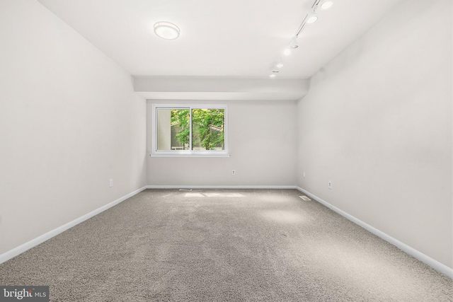 11736 DECADE CT, Reston, VA 20191