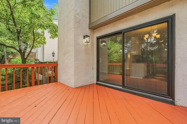 11736 DECADE CT, Reston, VA 20191