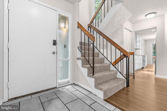 11736 DECADE CT, Reston, VA 20191
