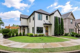 5226 Brookmere Street, Rogers, AR 72758