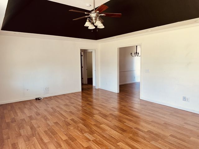 223 Greenwood Dr, Smithville, TN 37166