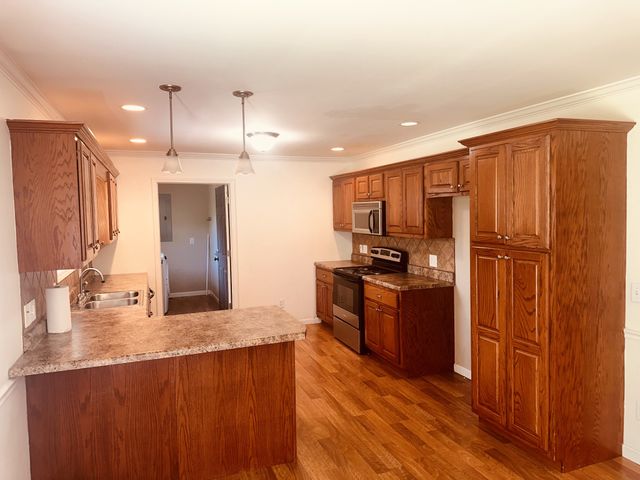 223 Greenwood Dr, Smithville, TN 37166