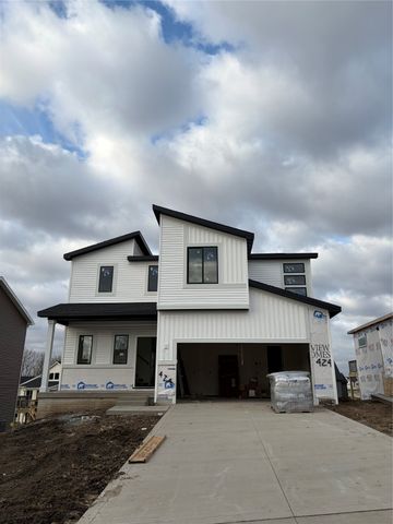 424 Napoli Avenue, West Des Moines, IA 50266