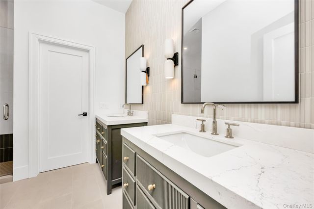 523 Long Beach Road, Nissequogue, NY 11780