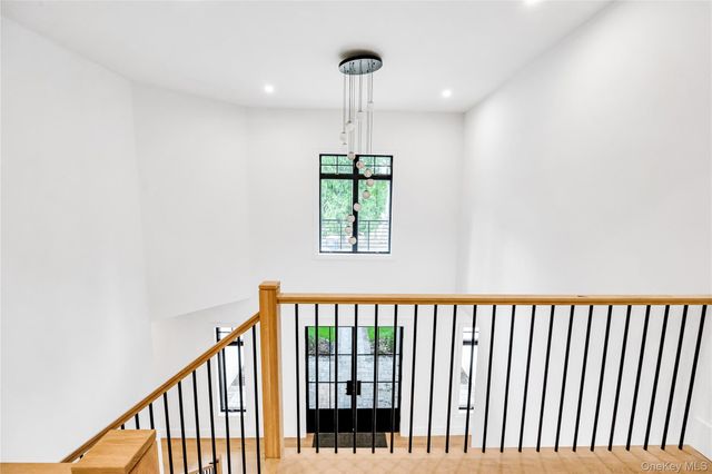 523 Long Beach Road, Nissequogue, NY 11780