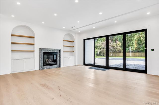 523 Long Beach Road, Nissequogue, NY 11780