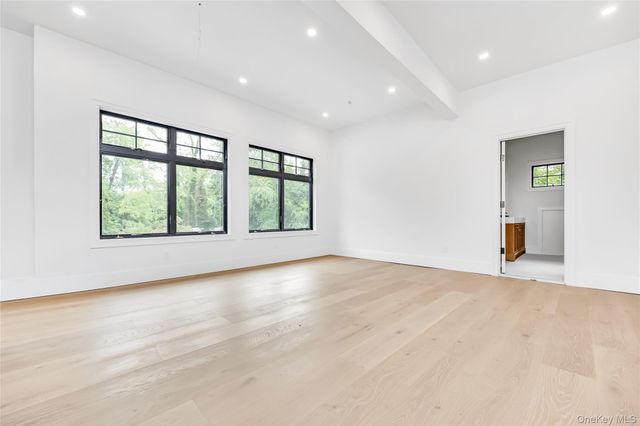 523 Long Beach Road, Nissequogue, NY 11780