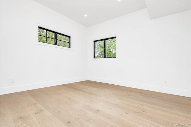 523 Long Beach Road, Nissequogue, NY 11780