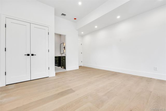 523 Long Beach Road, Nissequogue, NY 11780